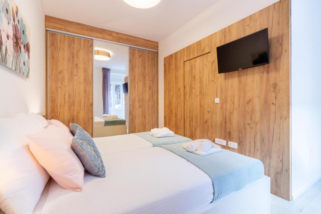 Apartments Fiorello Риека Экстерьер фото