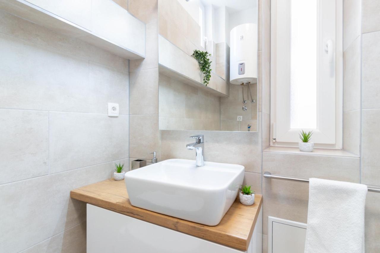 Apartments Fiorello Риека Экстерьер фото