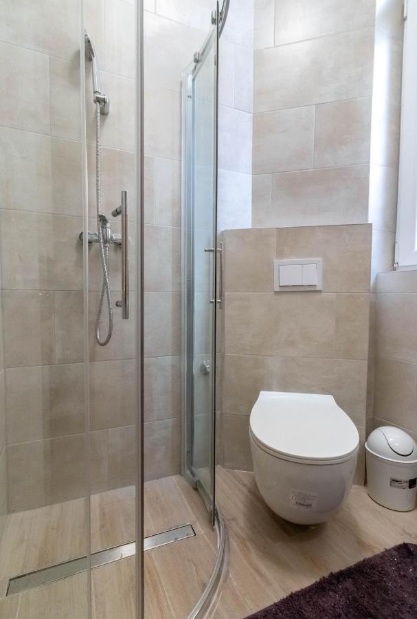Apartments Fiorello Риека Экстерьер фото