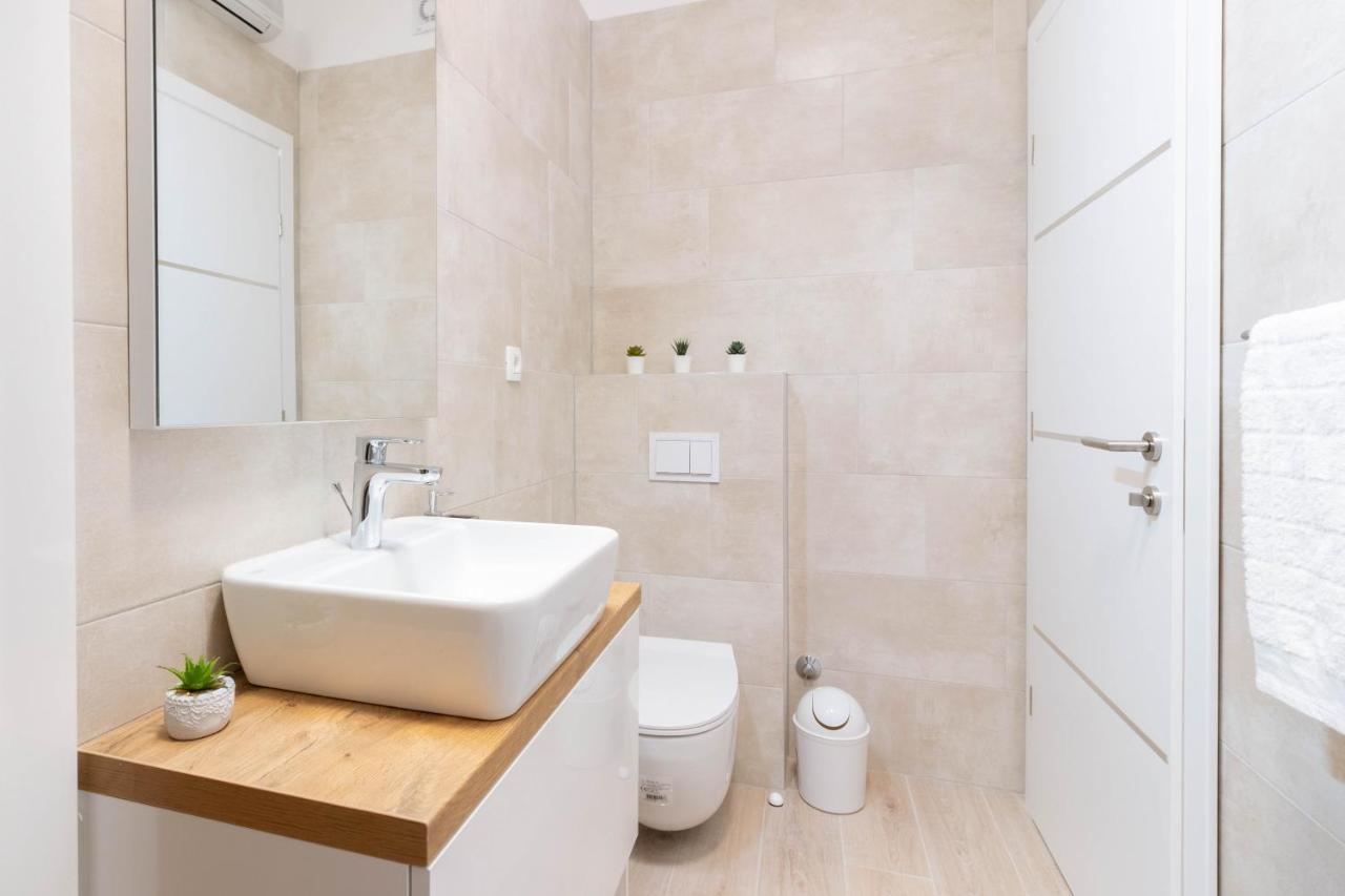 Apartments Fiorello Риека Экстерьер фото